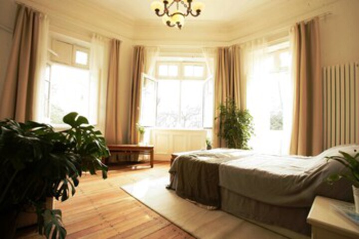 Room 49 of 75