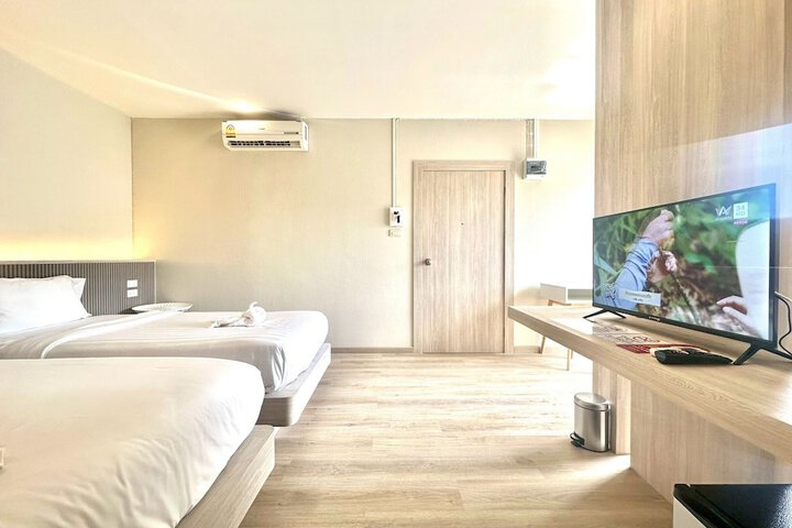 Room 85 of 167