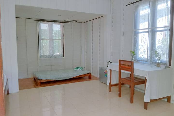 Room 5 of 30