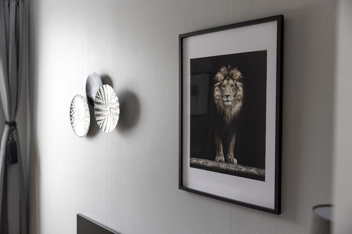 Room 8 of 28