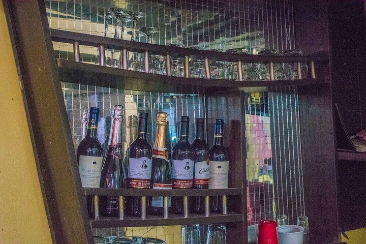 Lounge 56 of 68