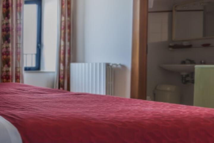 Room 5 of 55