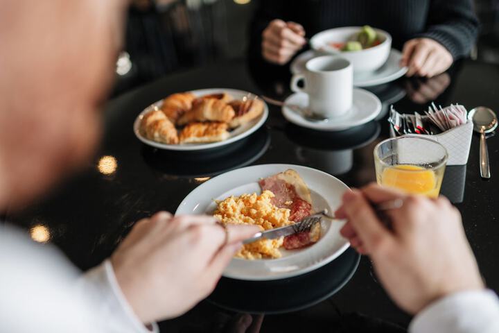 Breakfast/Coffee Service 35 of 43