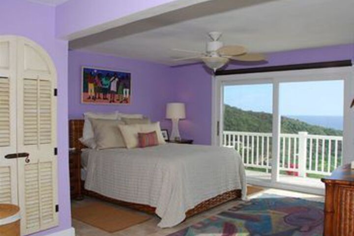Room 10 of 20