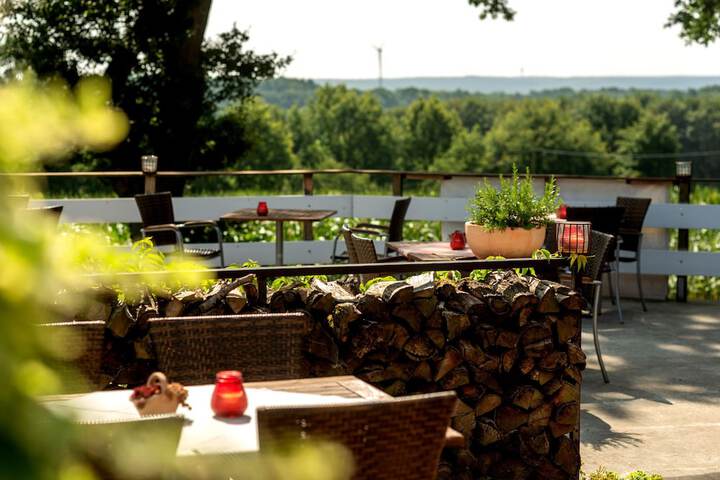 Sundeck 56 of 63
