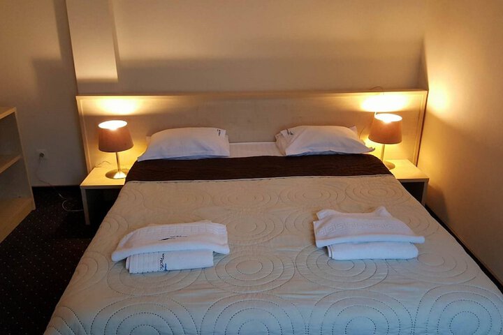 Room 19 of 60