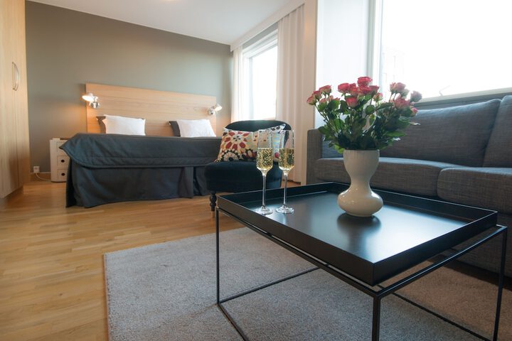 Room 48 of 97