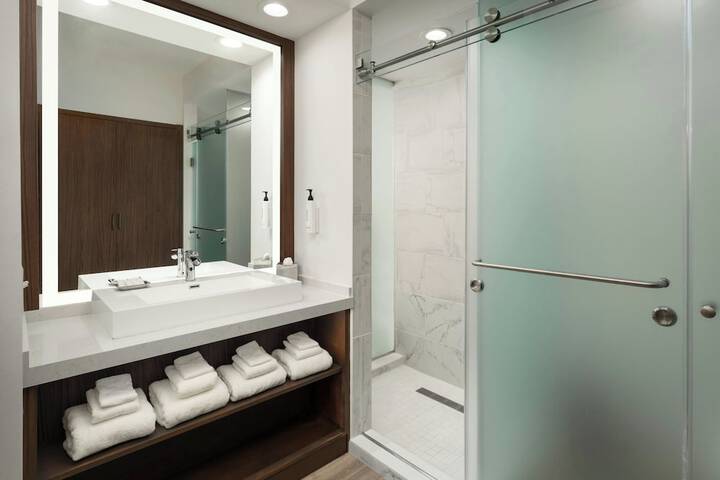 Clean Restrooms