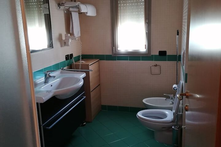 Bath Amenities