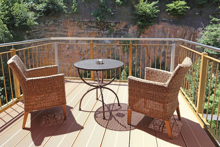 Terrace/Patio 14 of 40