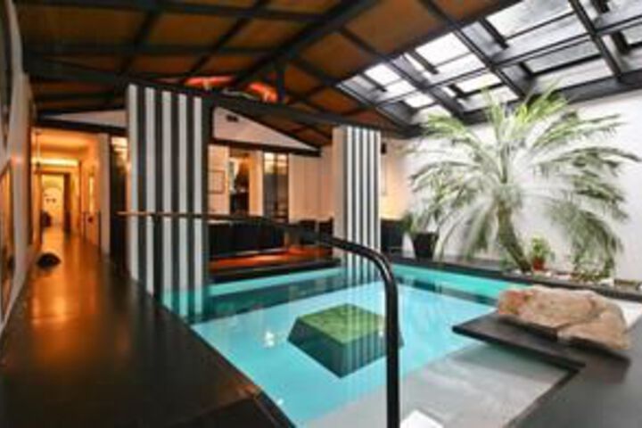 Pool 16 of 18