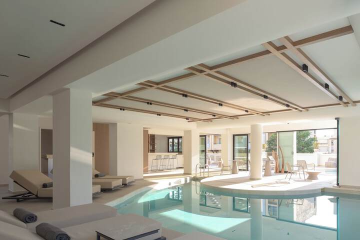 Pool 170 of 357
