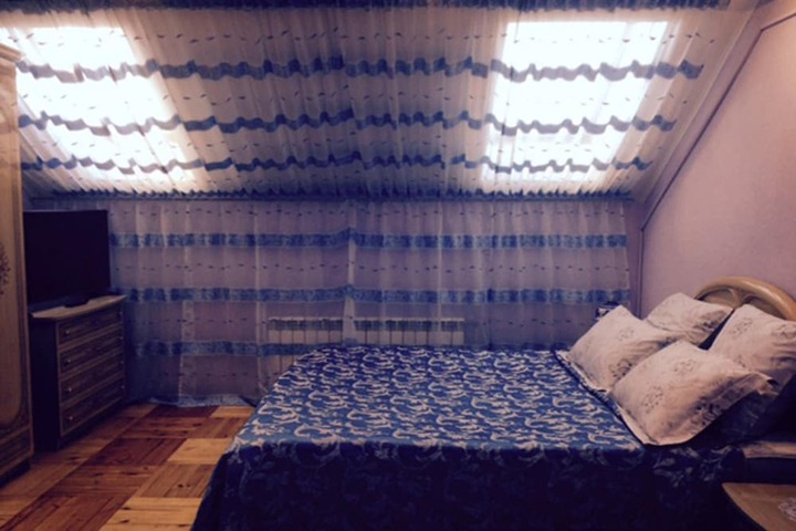 Room 33 of 57