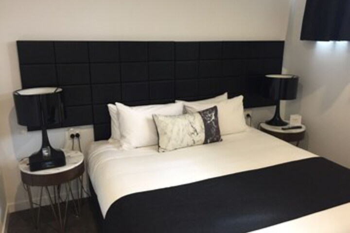 Room 5 of 19