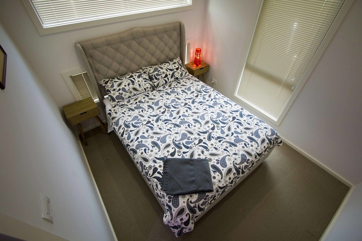Room 4 of 11