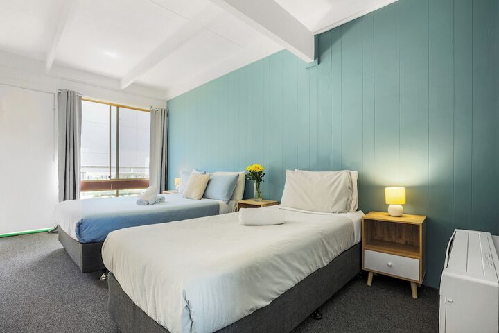 Room 3 of 14