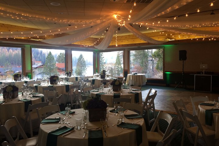 Banquet hall