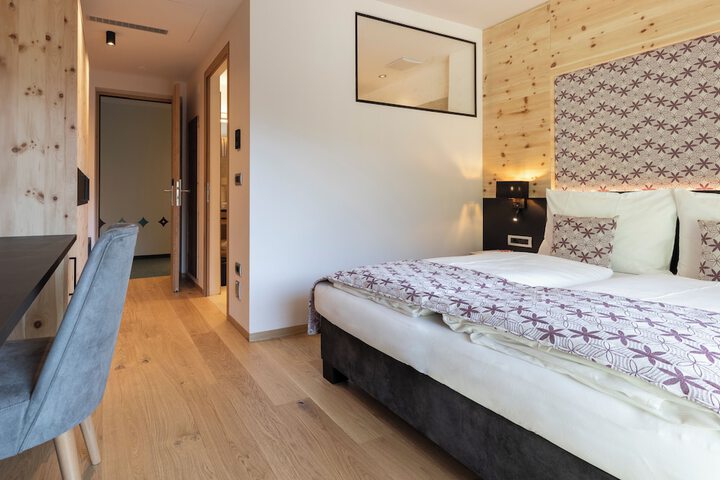 Room 18 of 54
