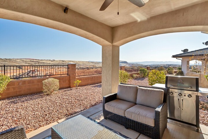 Property Grounds 47 of 52