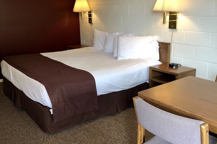 Room 7 of 20