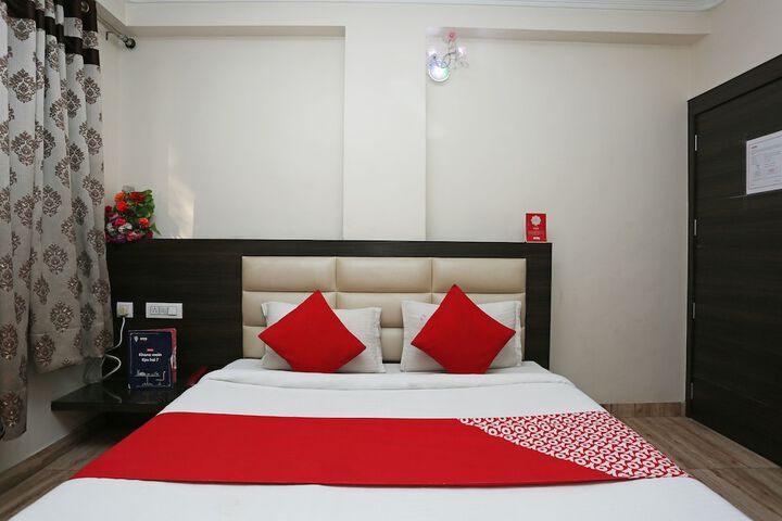 Room 18 of 22
