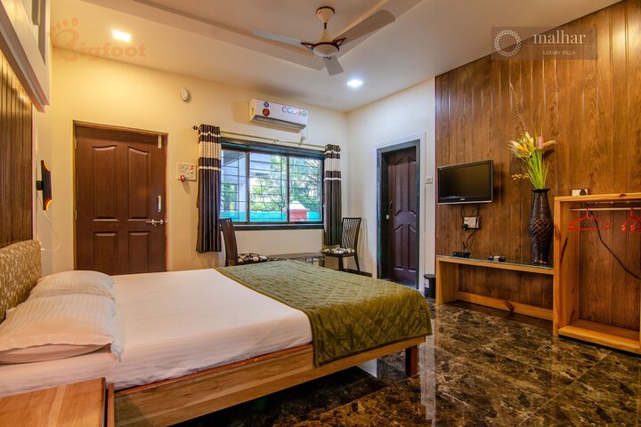 Room 21 of 48