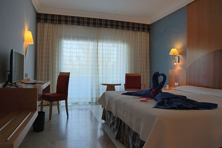 Room 5 of 63