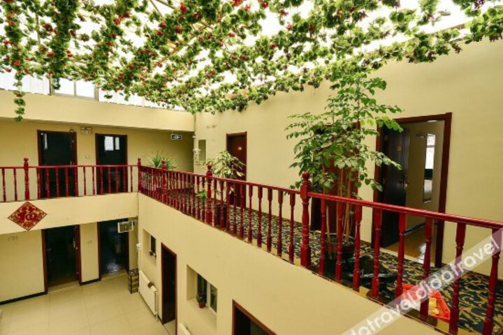 7 1 Express Hotel