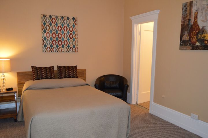 Room 7 of 35