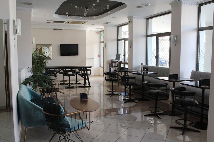 Hotel Lobby