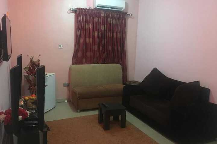 Room 8 of 11