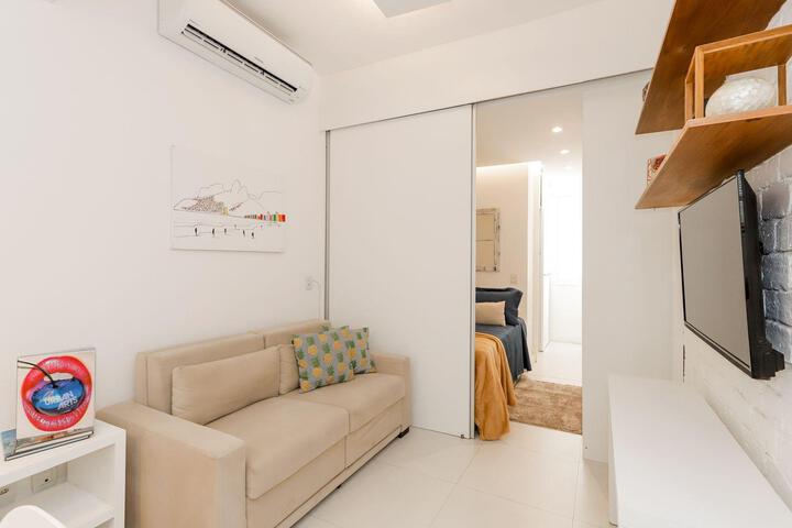 Room 7 of 17