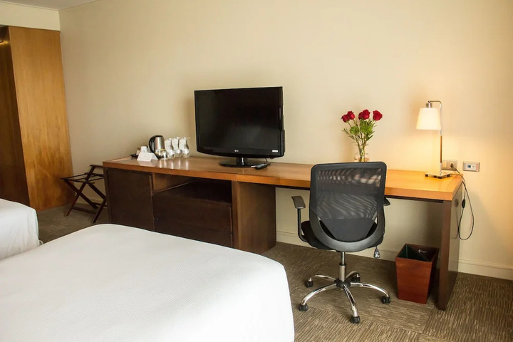 Room 4 of 29