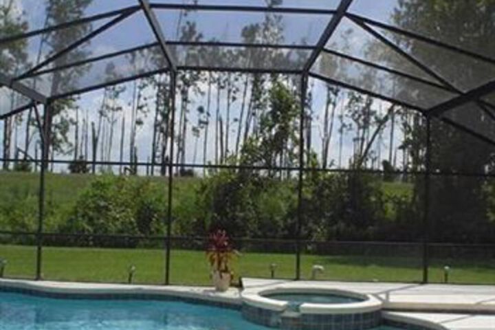 Pool 21 of 24
