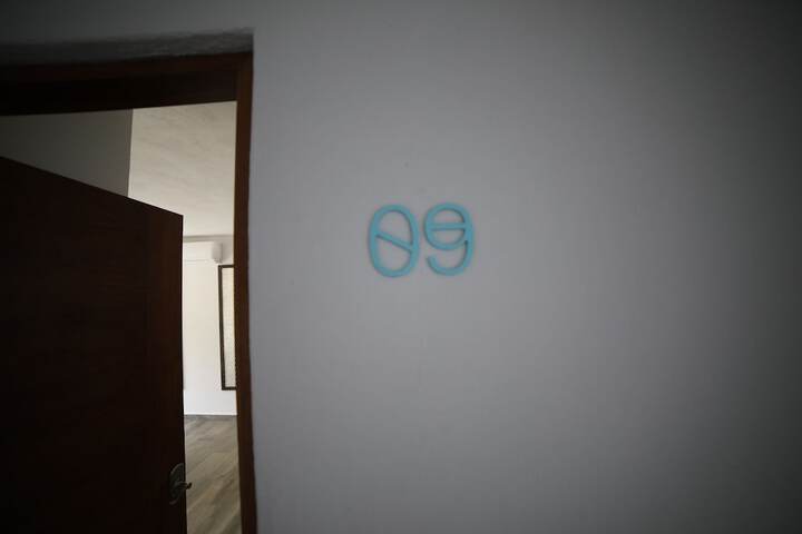 Room 2 of 21