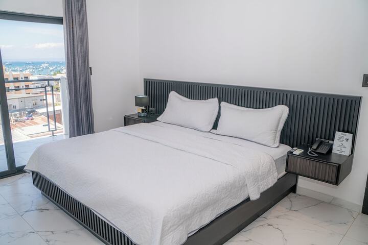 Room 2 of 9