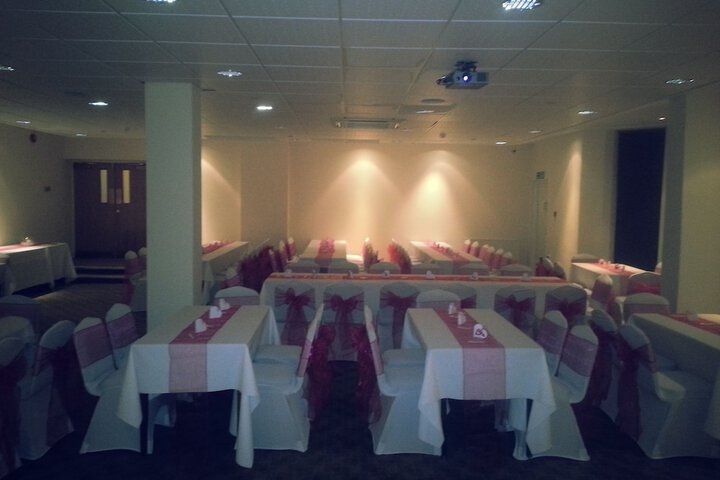 Ballroom/Hall 29 of 36