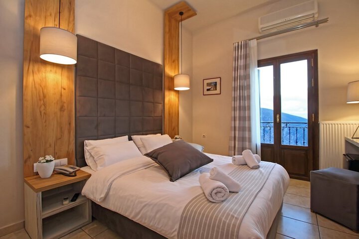Room 8 of 31
