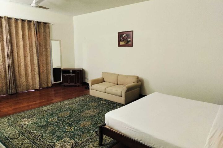 Room 62 of 132