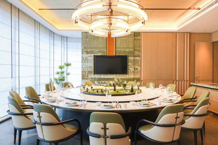Dining 76 of 132