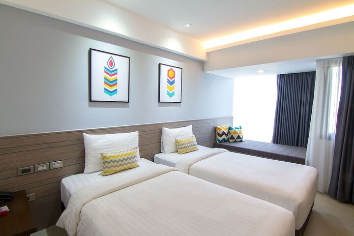 Room 17 of 90