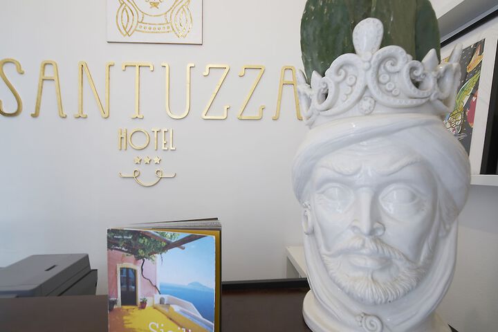 Hotel Interior 3 of 43