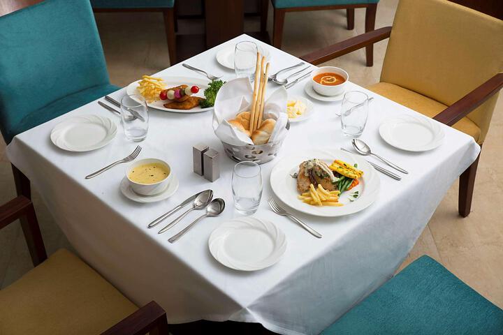 Dining 2 of 20