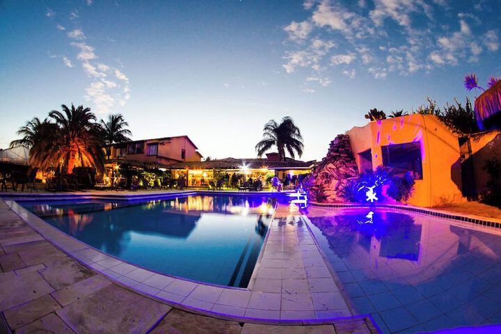 Pool Hotel