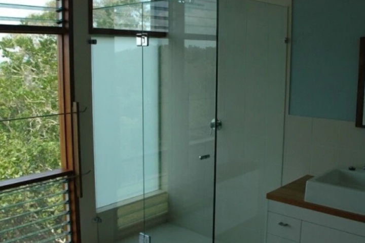 Room 4 of 11