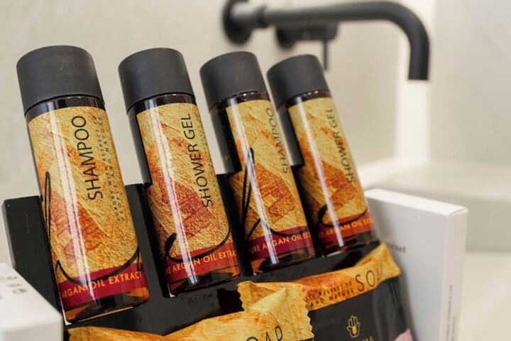 Room 70 of 117