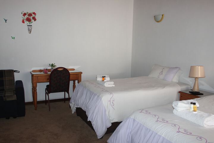 Room 122 of 288
