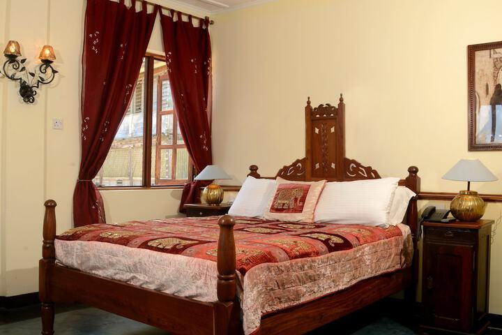 Room 3 of 49