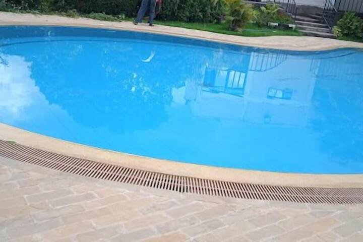 Pool 20 of 99