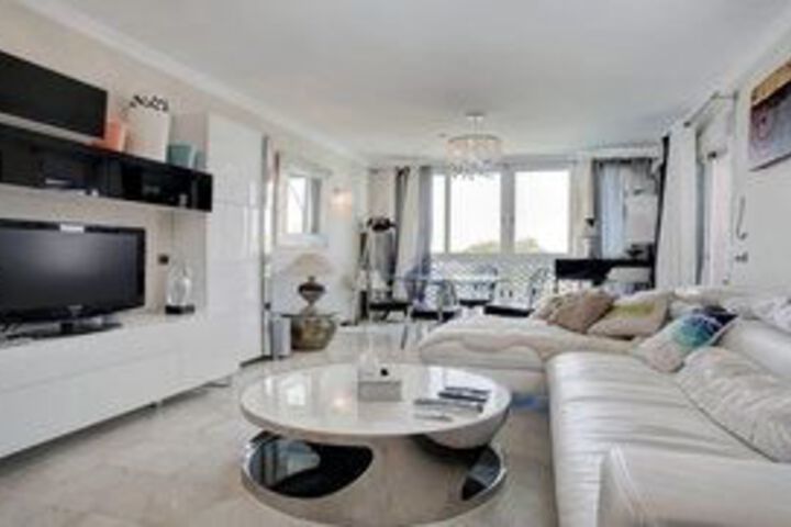 Luxurious Penthouse Puerto Banus